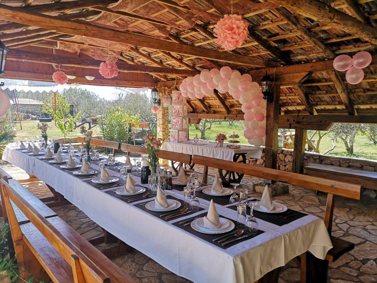 Country House Peace Drinovci Buitenkant foto