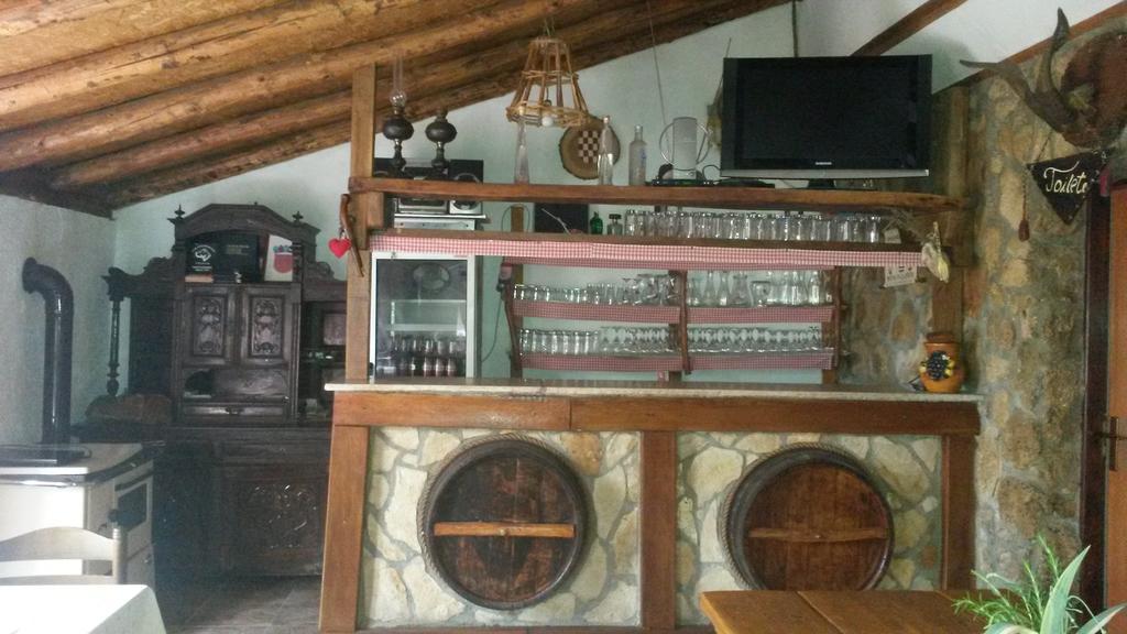 Country House Peace Drinovci Buitenkant foto